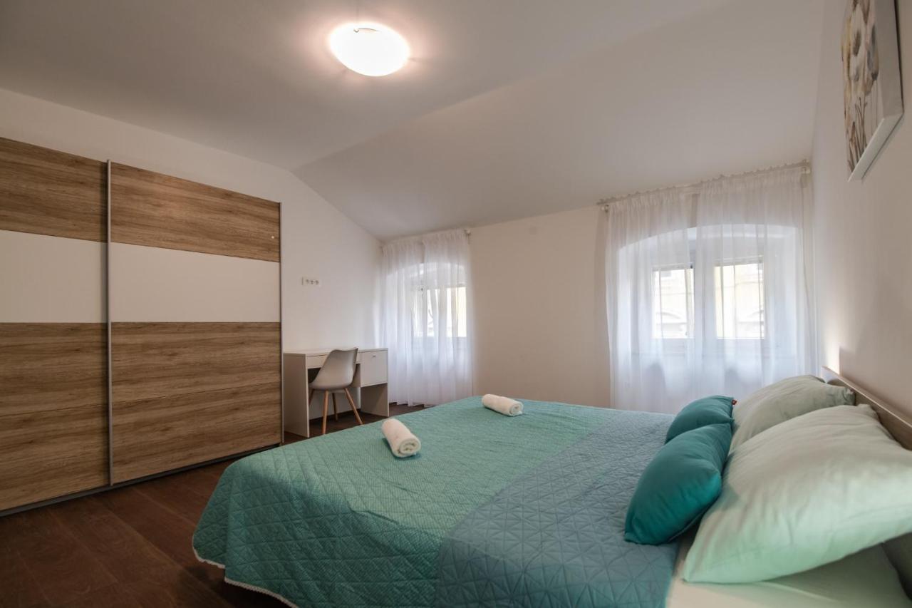 Apartament Antique Center Pula Zewnętrze zdjęcie