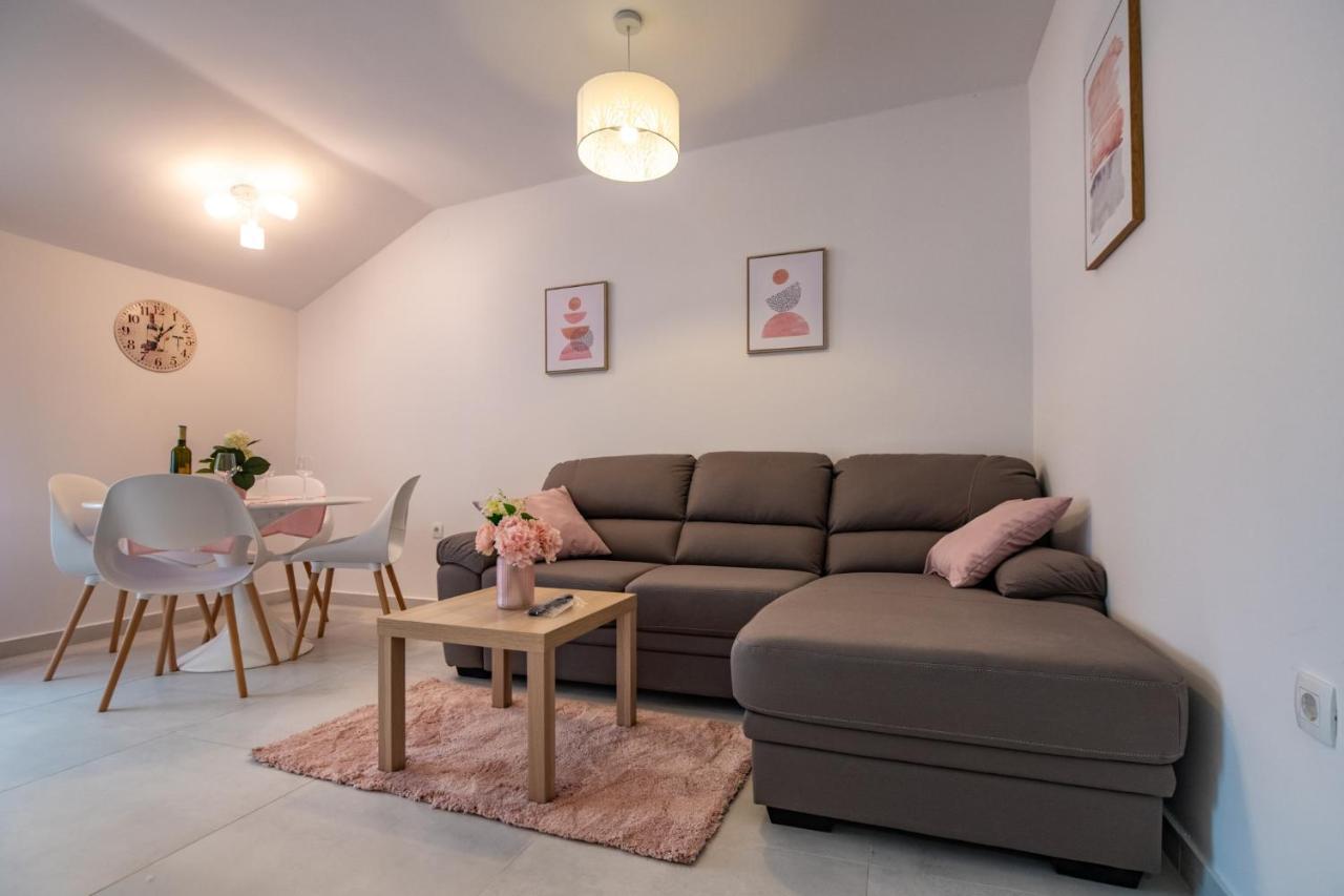 Apartament Antique Center Pula Zewnętrze zdjęcie